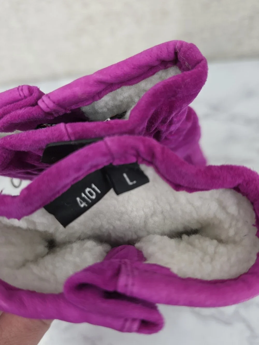 Wilsons Leather Fuchsia Pink Suede Winter Gloves Faux Sherpa Lining
